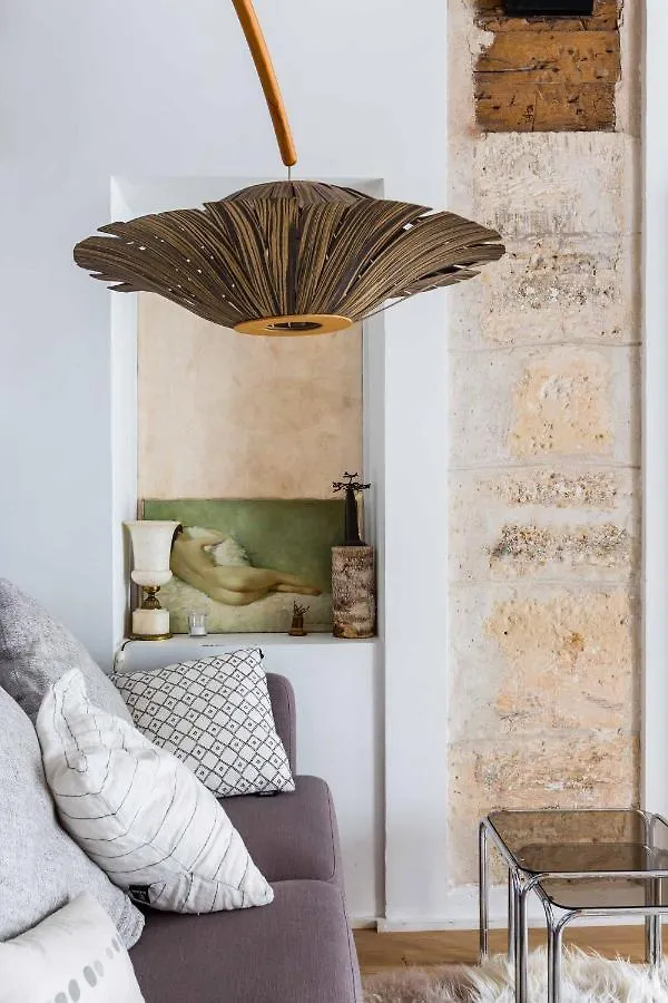 Veeve - Artistic Excellence In The Marais Apartment Paris