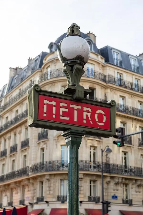 Veeve - Artistic Excellence In The Marais Apartment Paris