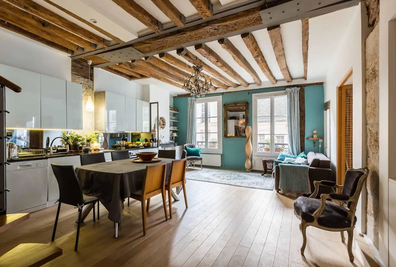 Veeve - Artistic Excellence In The Marais Apartment Paris